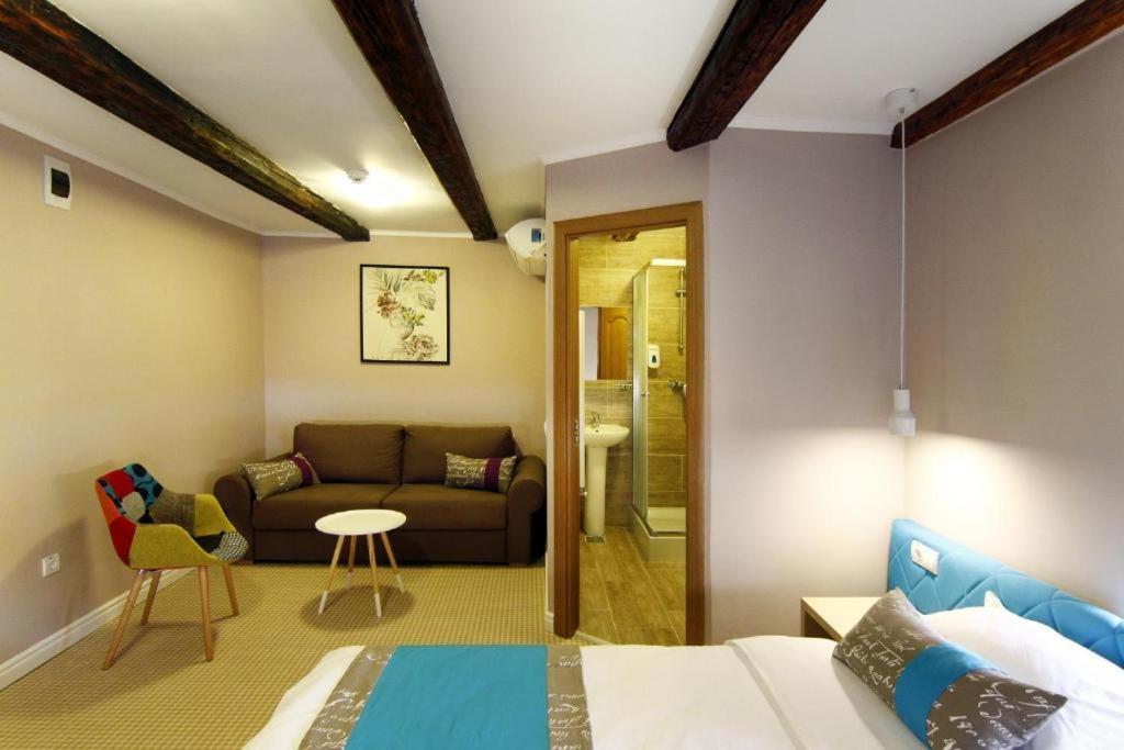 Casa Grinda Hotel Sibiu Buitenkant foto